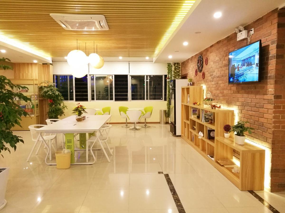 The Olive Tree Capsule Hostel Shenzhen Exterior foto