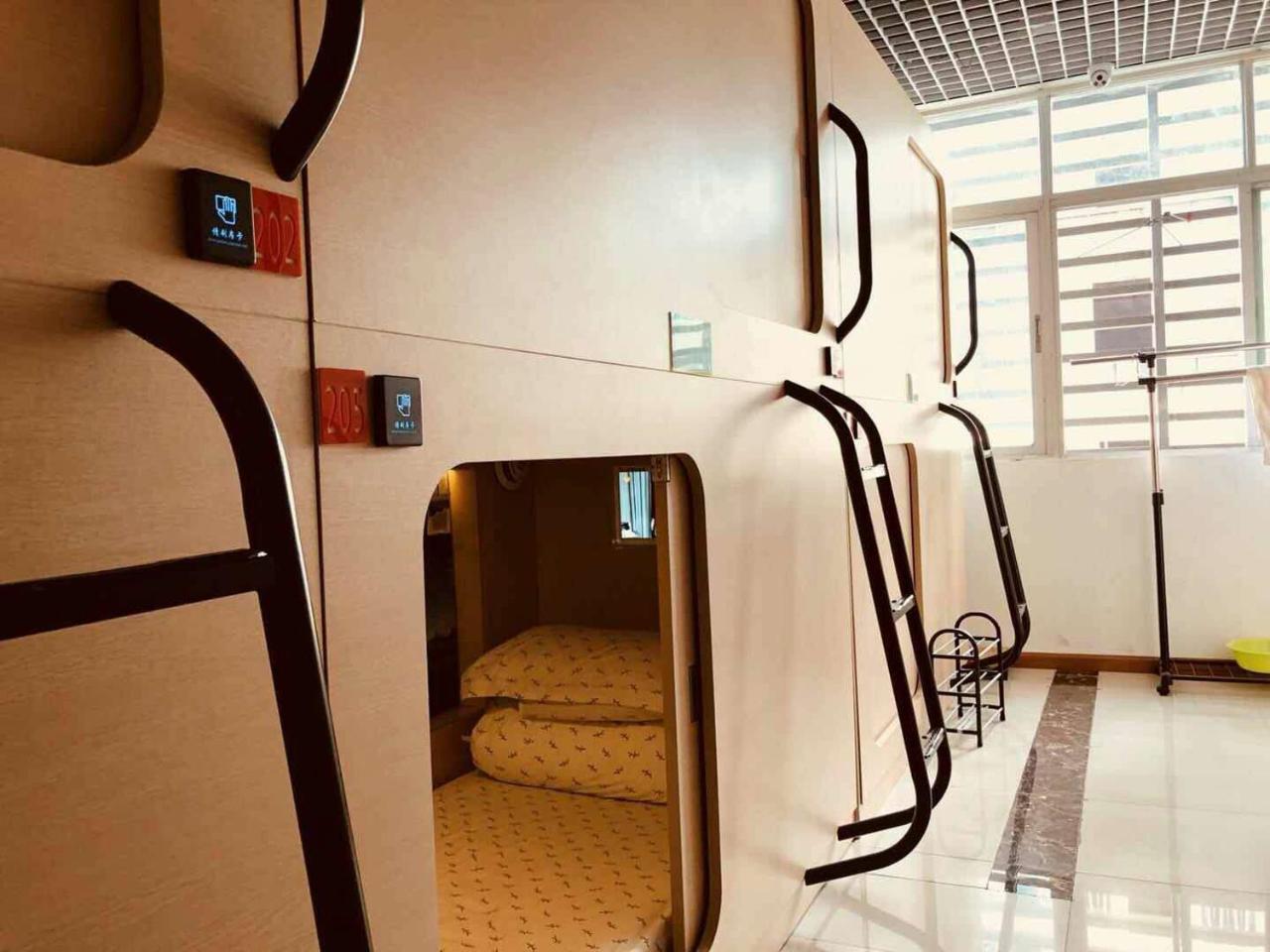 The Olive Tree Capsule Hostel Shenzhen Exterior foto